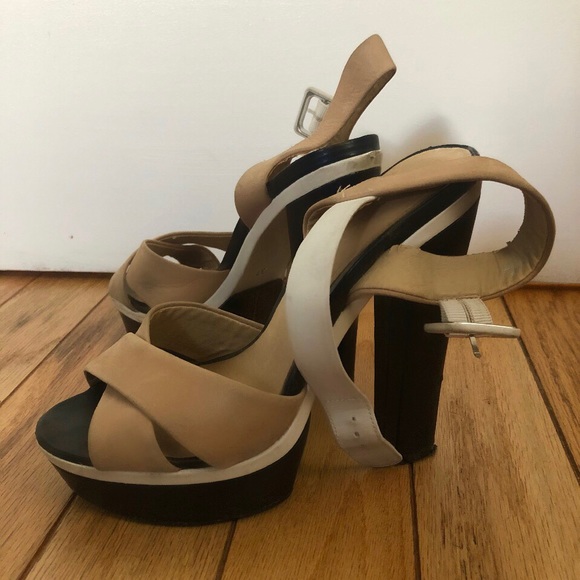 Aldo heels - Picture 1 of 5